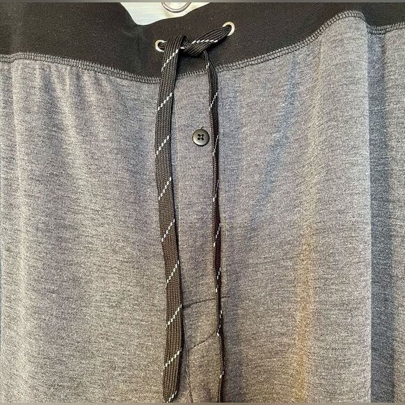 Van Heusen Pajama Pants Gray / Black Trim ButtonFly Adjustable Waist Size XL NWT - Picture 3 of 7